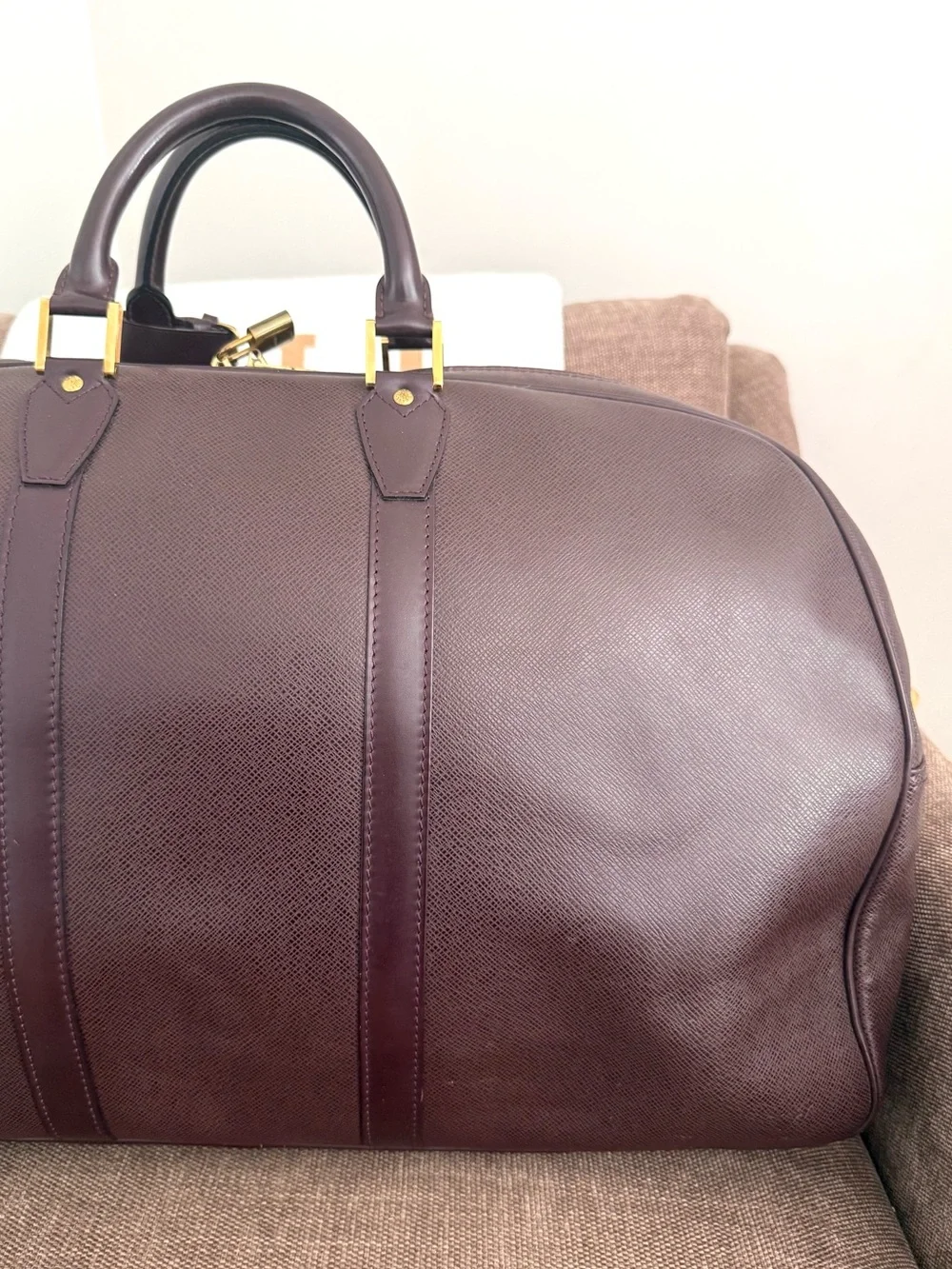 Authentic Louis Vuitton taiga burgundy leather Kandall unisex travel bag LV